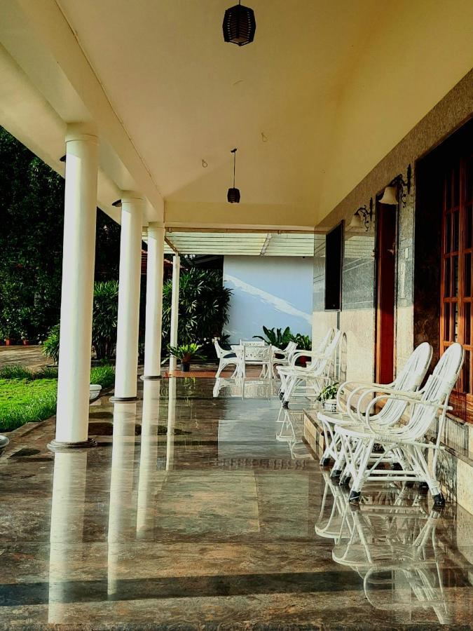 Villa Wodeyarmutt Tropical Luxury Living Sringeri Buitenkant foto